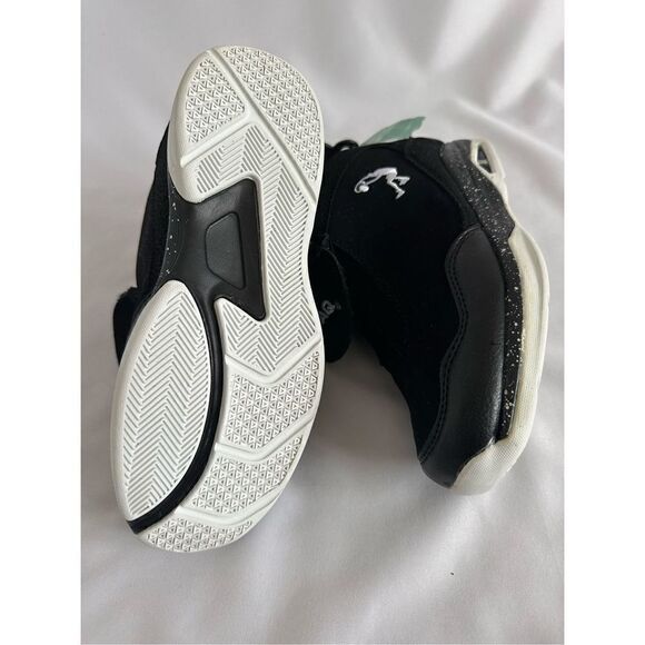 BOYS SHOES——Shaquille O’ NEAL - Picture 3 of 4